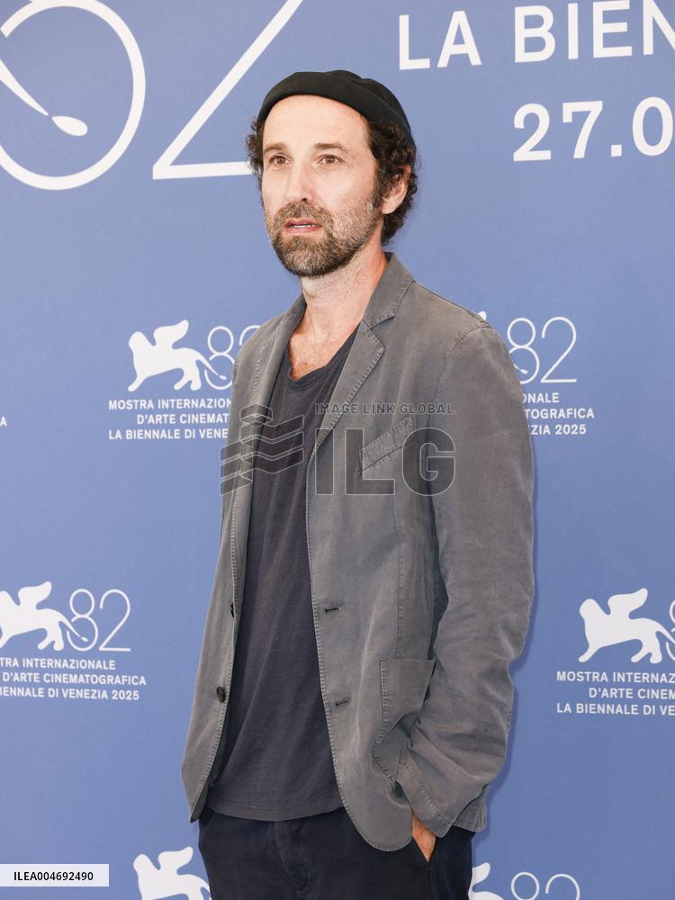 Venice - Photocall film “Chien 51” MP