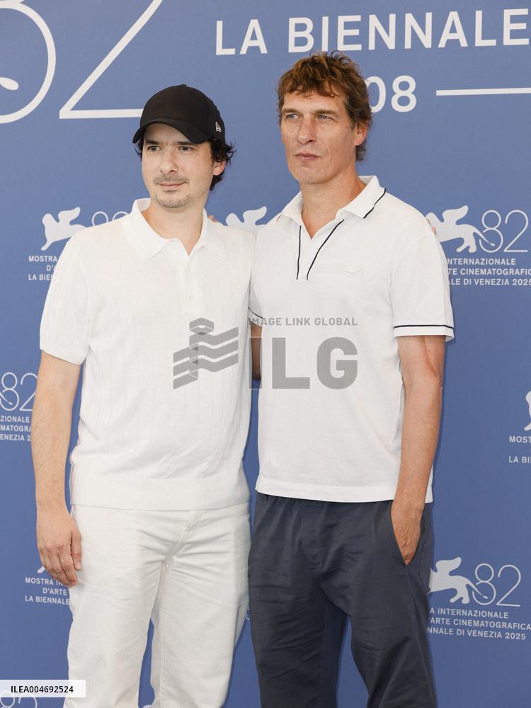 Venice - Photocall film “Chien 51” MP