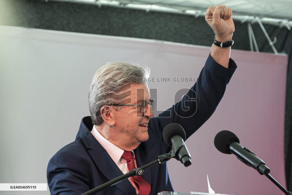 Jean-Luc Melenchon Speaks At Annual Flea Market - Lille