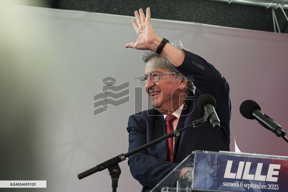 Jean-Luc Melenchon Speaks At Annual Flea Market - Lille