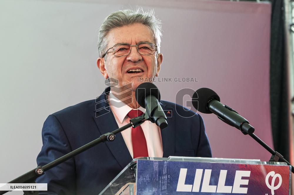 Jean-Luc Melenchon Speaks At Annual Flea Market - Lille
