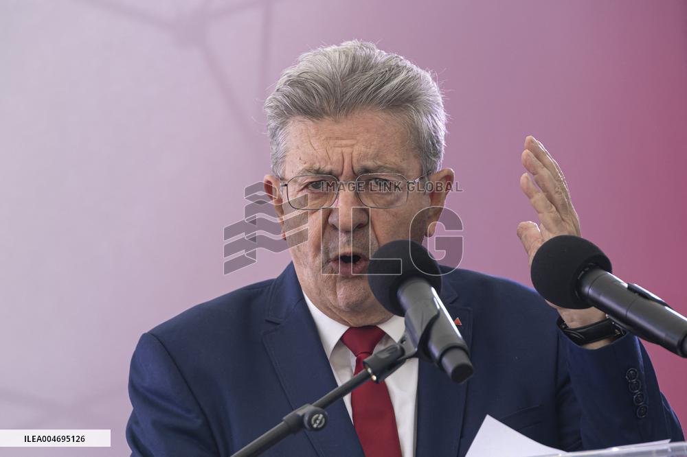 Jean-Luc Melenchon Speaks At Annual Flea Market - Lille