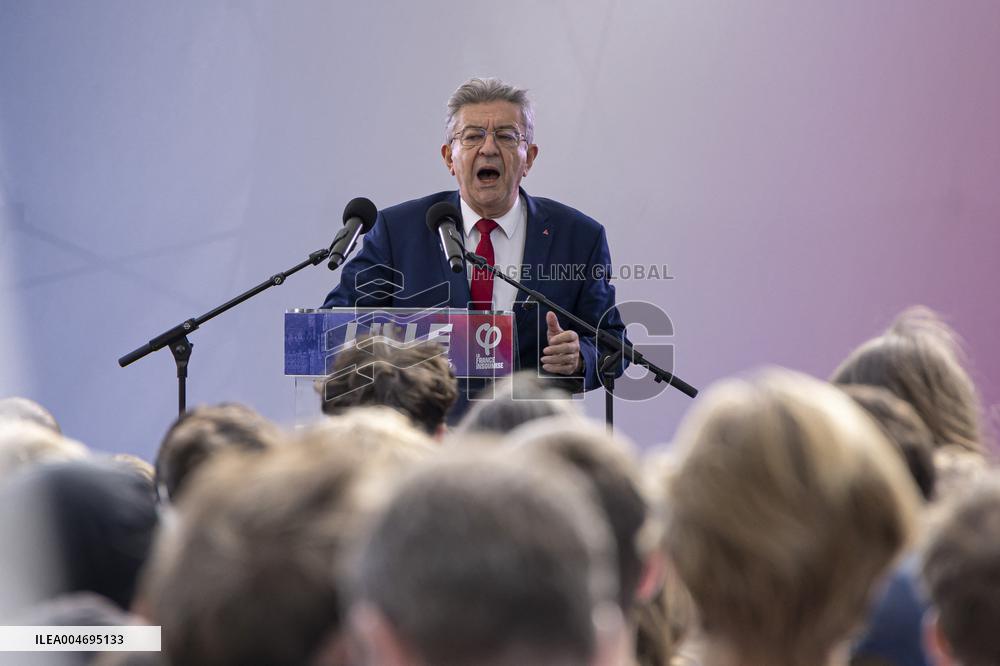 Jean-Luc Melenchon Speaks At Annual Flea Market - Lille