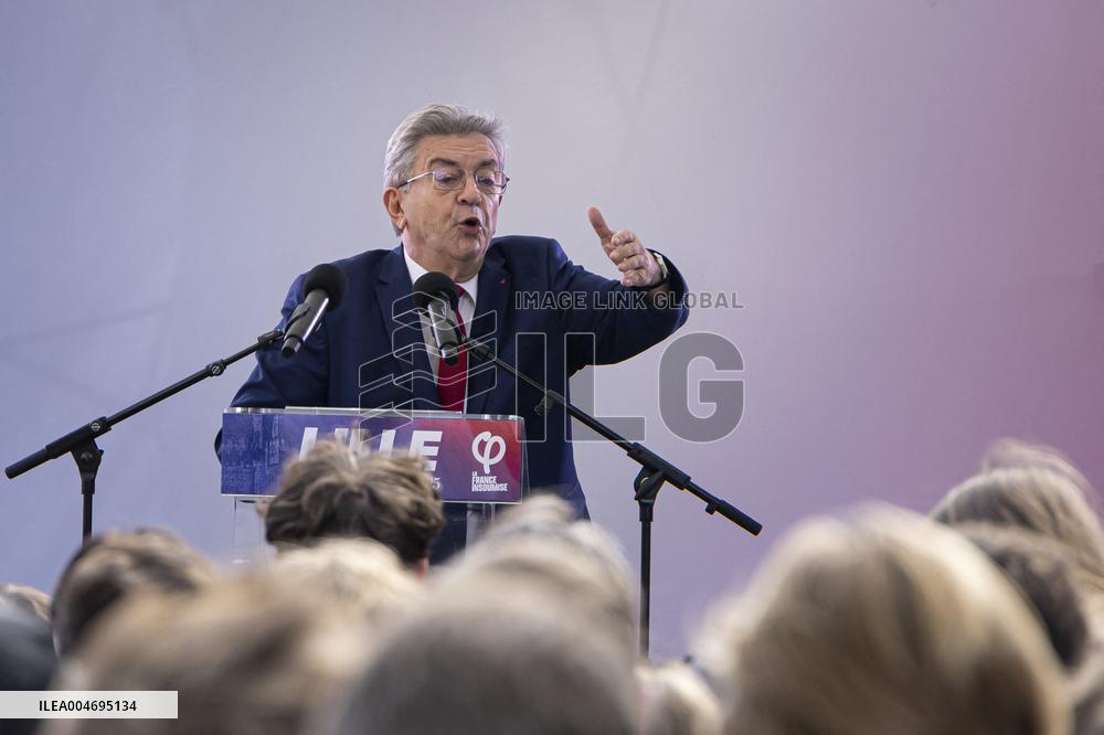 Jean-Luc Melenchon Speaks At Annual Flea Market - Lille