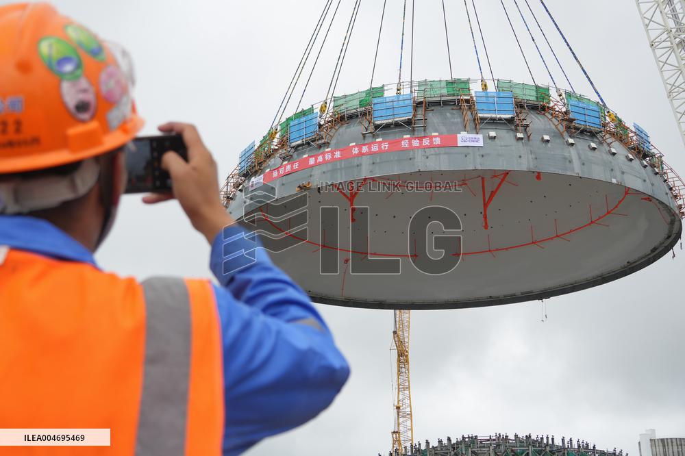 The Reactor Building of Unit 4 of Haiyang Nuclear Power Plant Capped