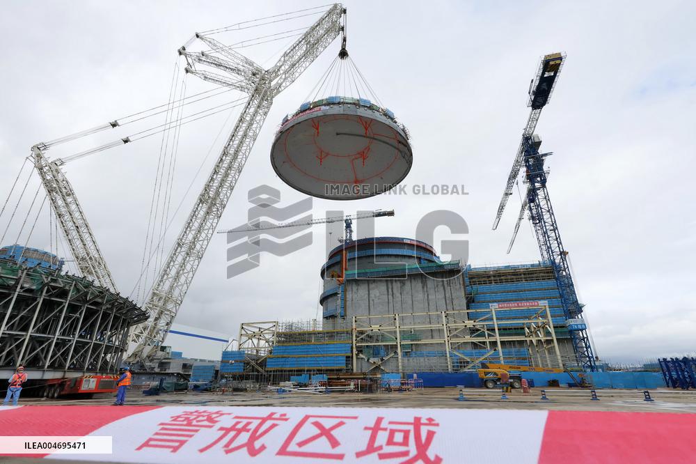 The Reactor Building of Unit 4 of Haiyang Nuclear Power Plant Capped