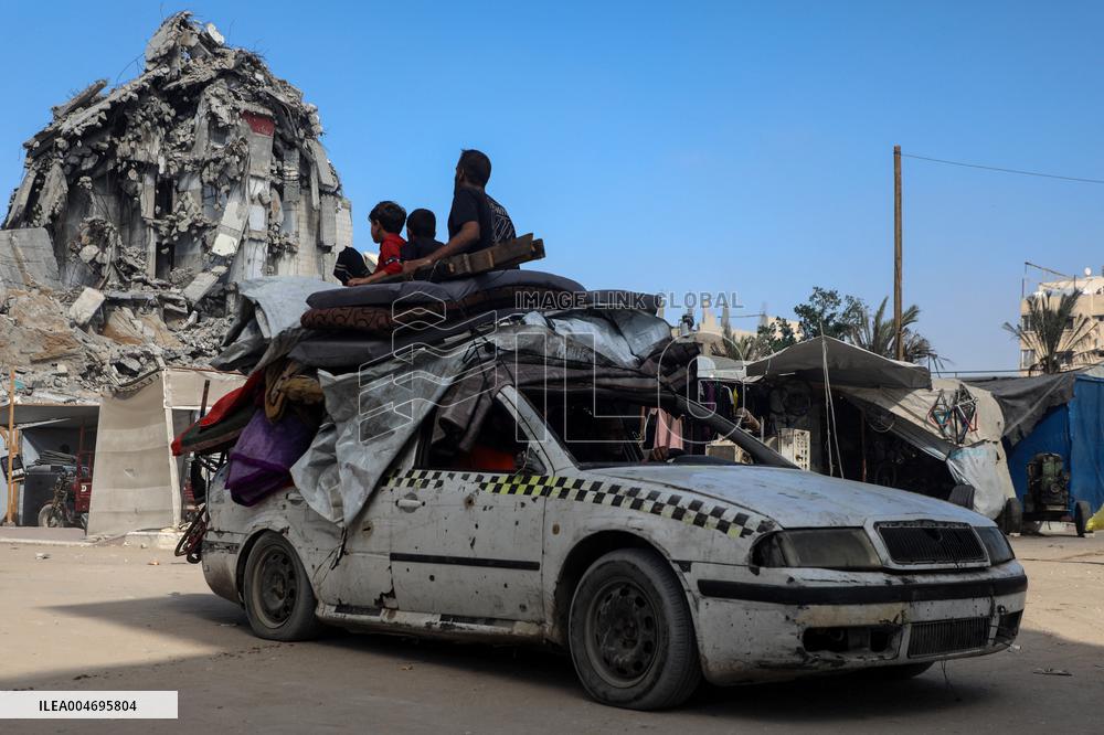 Destroyed Tower Following An Israeli Airstrike - Gaza City