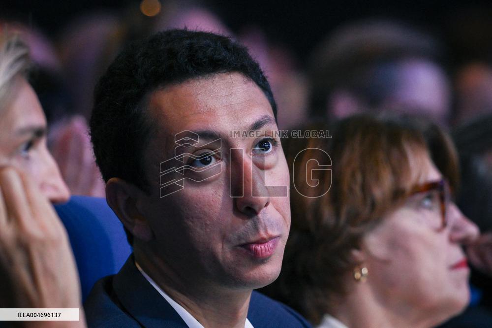 Les Republicains meeting in Paris FA