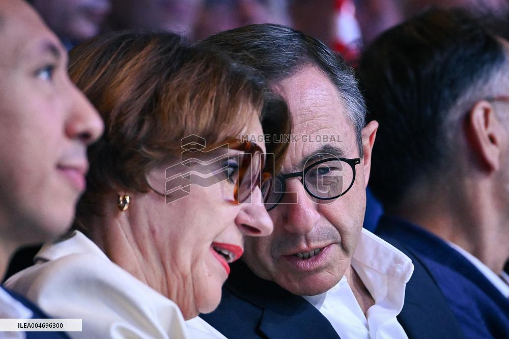 Les Republicains meeting in Paris FA