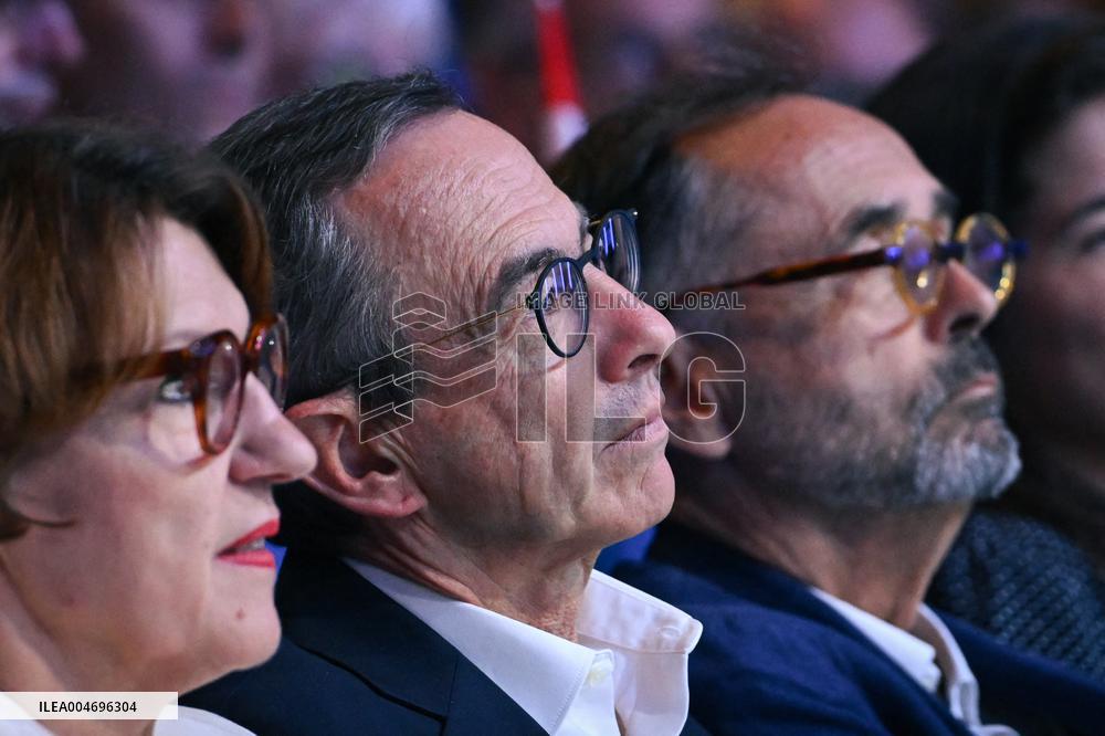 Les Republicains meeting in Paris FA