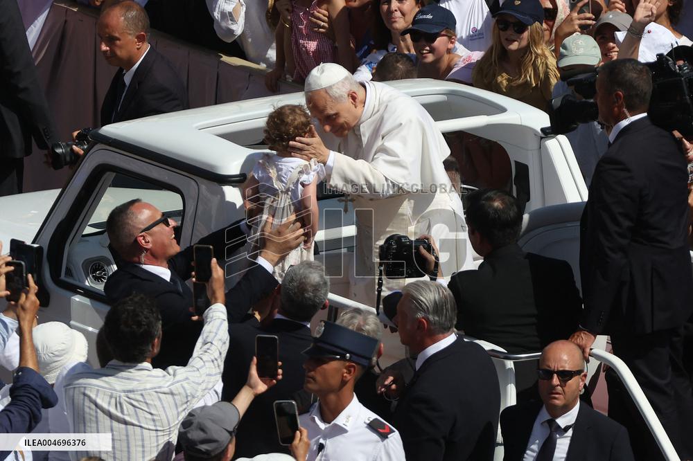 Pope Leo XIV Leads Canonization Of Pier Giorgio Frassati And Carlo Acutis - Vatican City