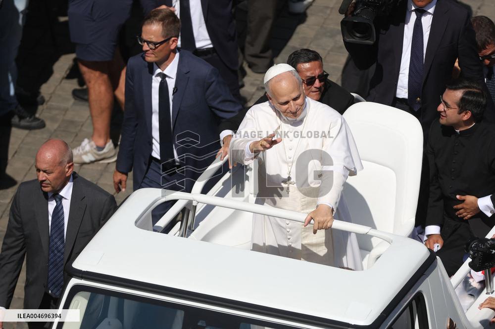 Pope Leo XIV Leads Canonization Of Pier Giorgio Frassati And Carlo Acutis - Vatican City