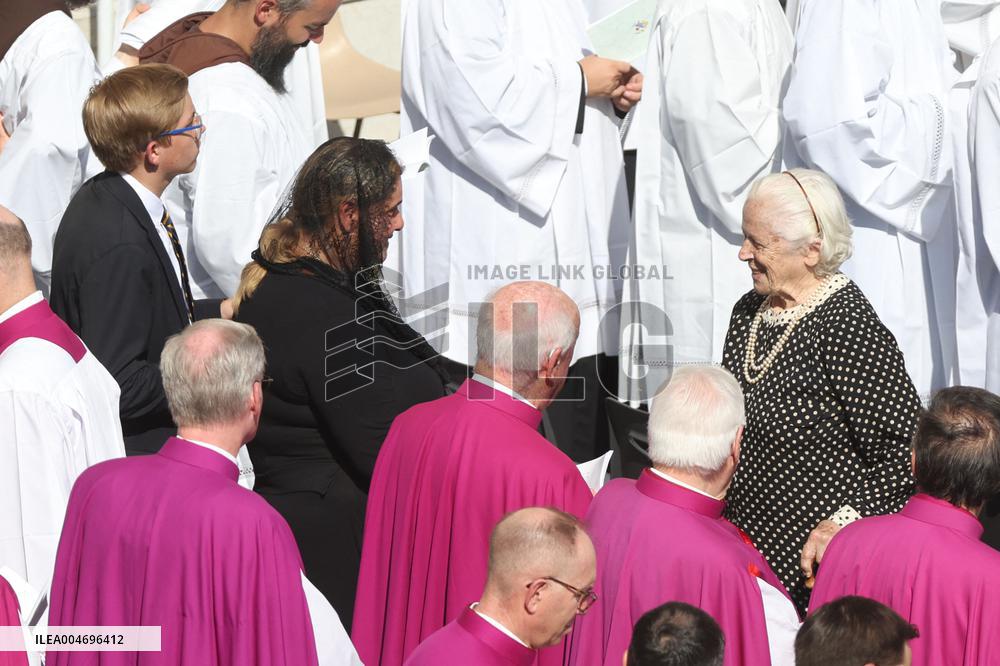 Pope Leo XIV Leads Canonization Of Pier Giorgio Frassati And Carlo Acutis - Vatican City