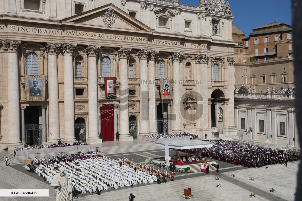 Pope Leo XIV Leads Canonization Of Pier Giorgio Frassati And Carlo Acutis - Vatican City