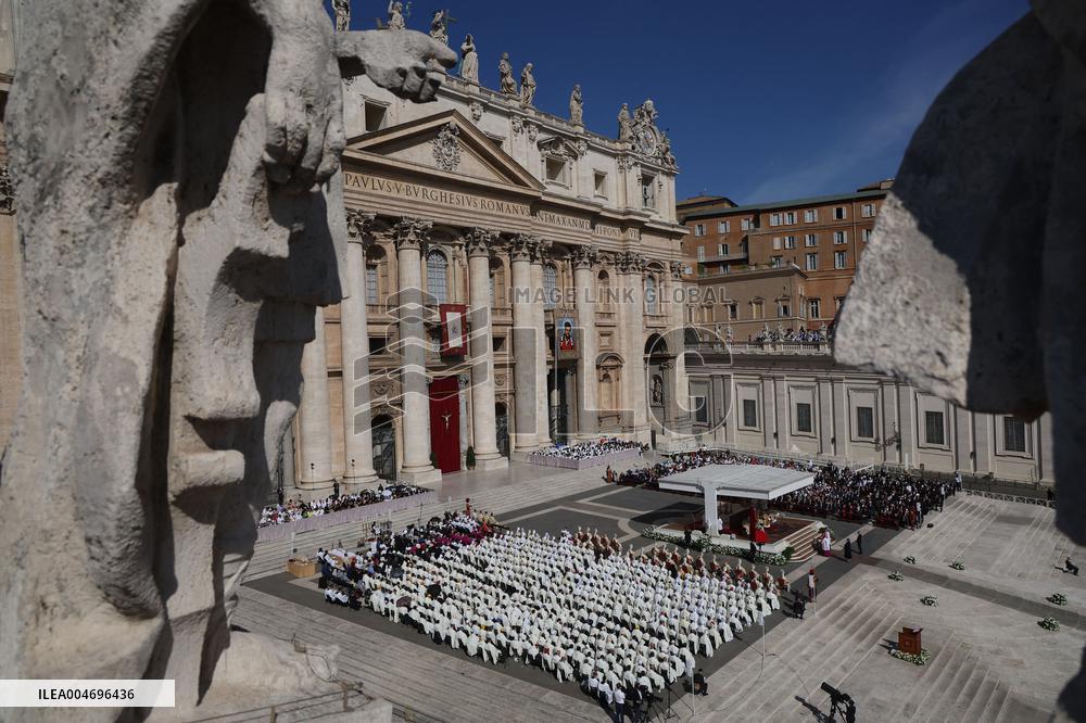 Pope Leo XIV Leads Canonization Of Pier Giorgio Frassati And Carlo Acutis - Vatican City