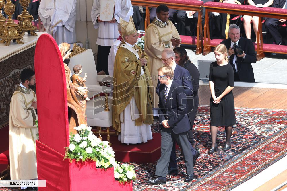 Pope Leo XIV Leads Canonization Of Pier Giorgio Frassati And Carlo Acutis - Vatican City