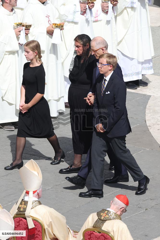 Pope Leo XIV Leads Canonization Of Pier Giorgio Frassati And Carlo Acutis - Vatican City