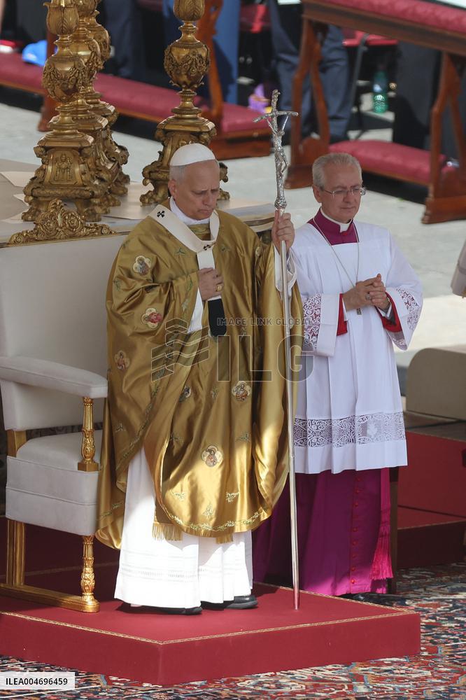 Pope Leo XIV Leads Canonization Of Pier Giorgio Frassati And Carlo Acutis - Vatican City