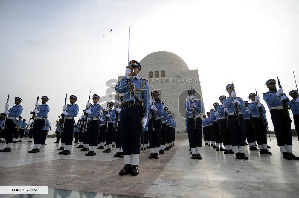 Karachi Defense Day - Pakistan