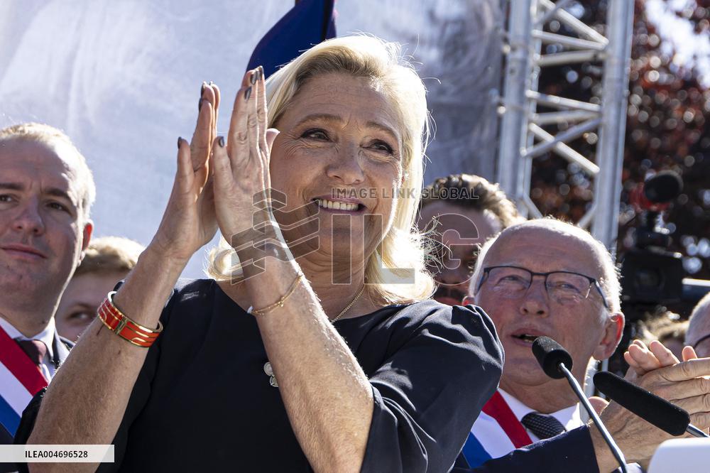 Marine Le Pen Starts Her Political Season - Henin-Beaumont