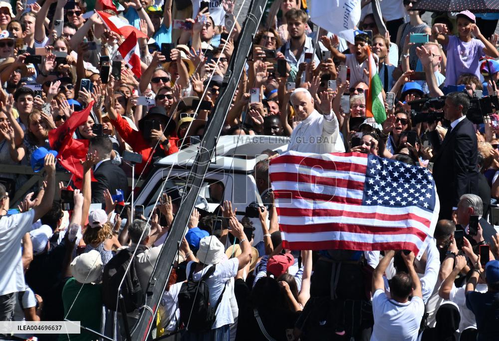 Pope Leo XIV Leads Canonization Of Pier Giorgio Frassati And Carlo Acutis - Vatican City