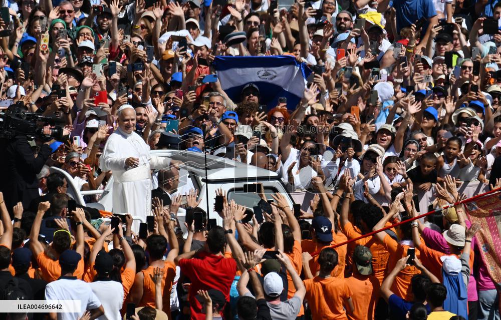 Pope Leo XIV Leads Canonization Of Pier Giorgio Frassati And Carlo Acutis - Vatican City