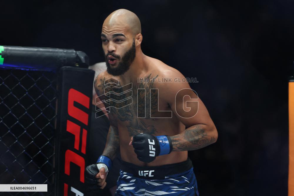 UFC Paris - Sam Patterson v Trey Waters