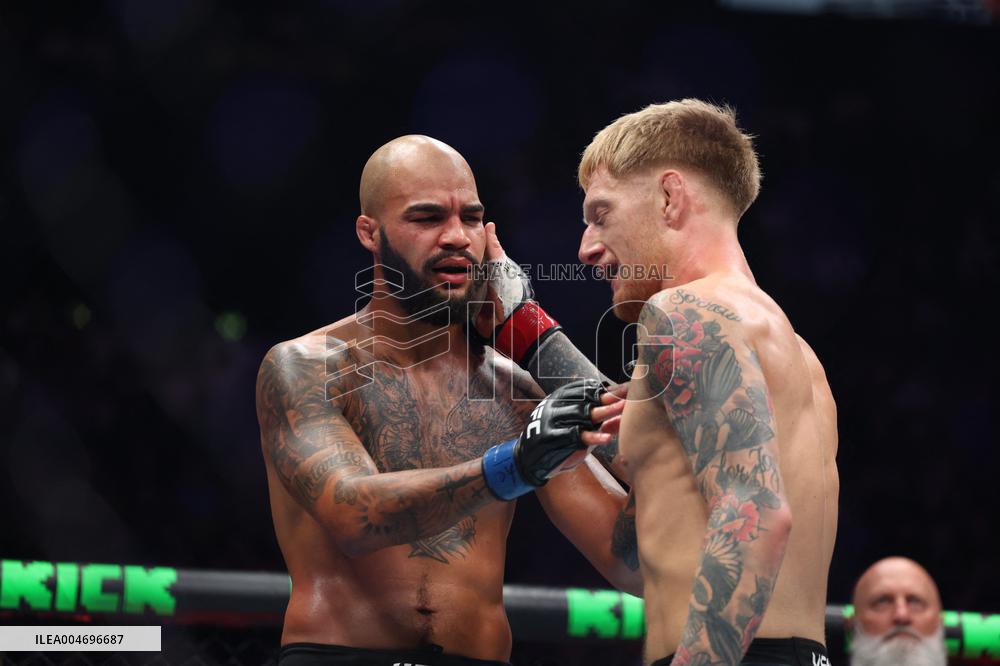 UFC Paris - Sam Patterson v Trey Waters