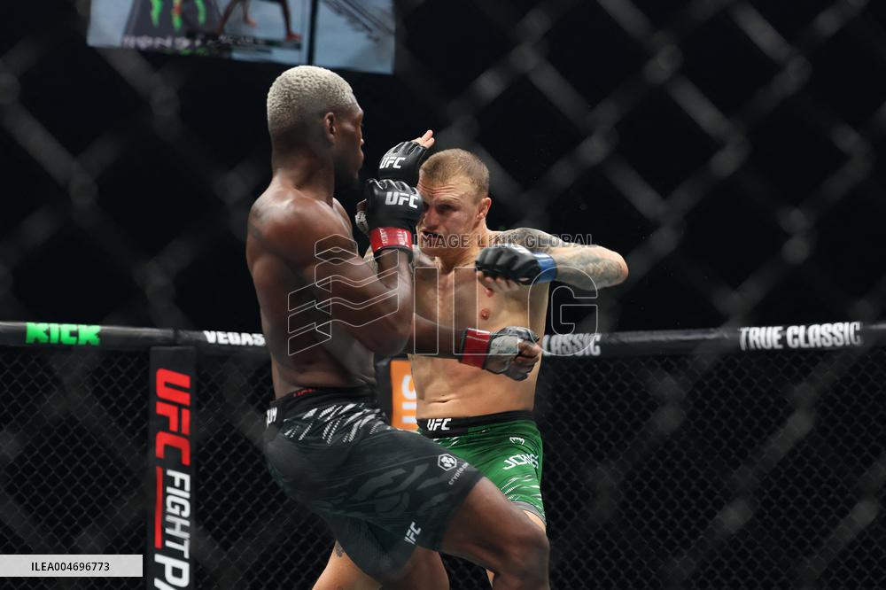 UFC Paris - Bolaji Oki v Mason Jones