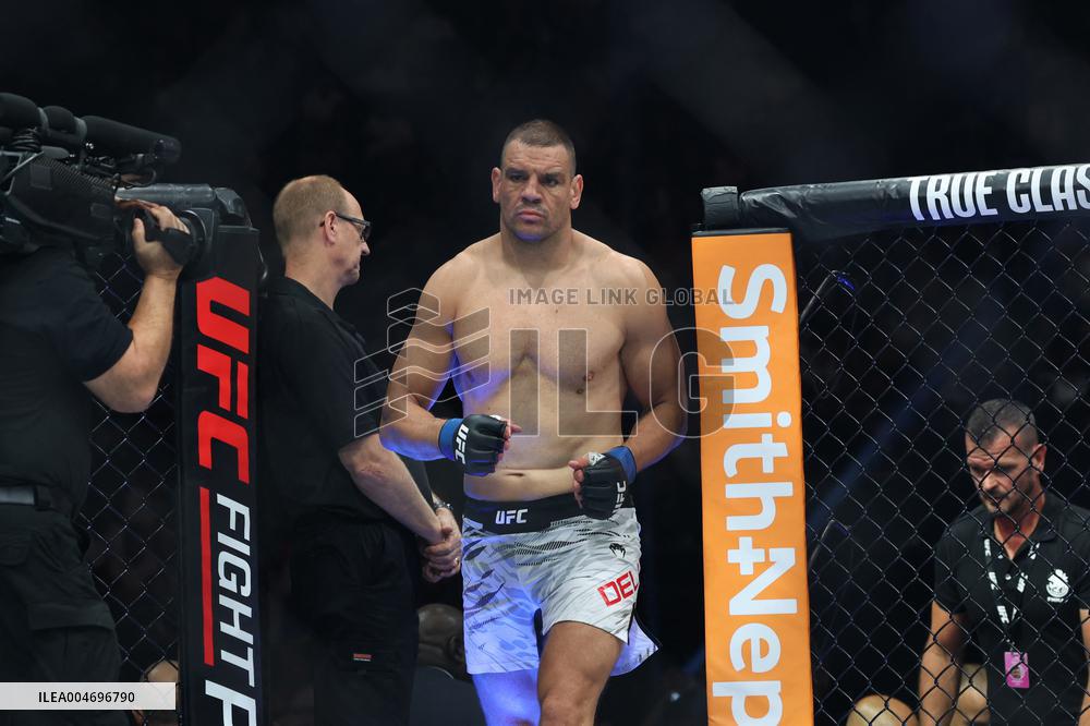 UFC Paris - Marcin Tybura v Ante Delija