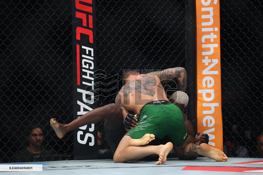 UFC Paris - Bolaji Oki v Mason Jones