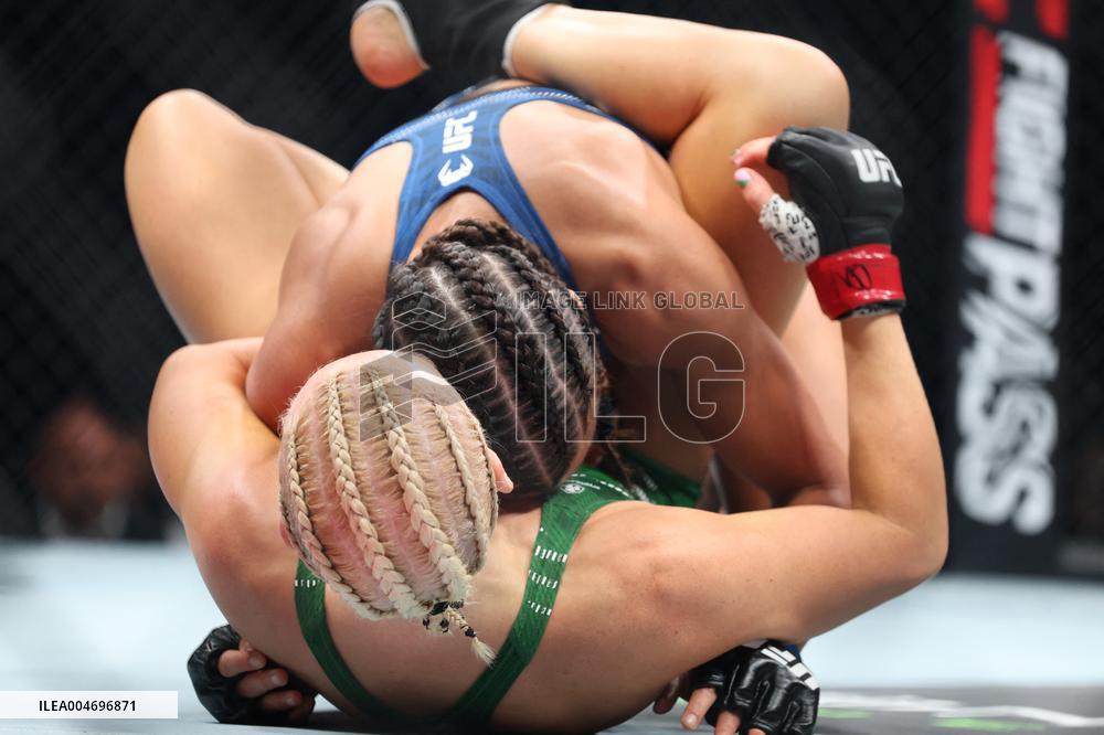 UFC Paris - Sam Hughes v Shauna Bannon