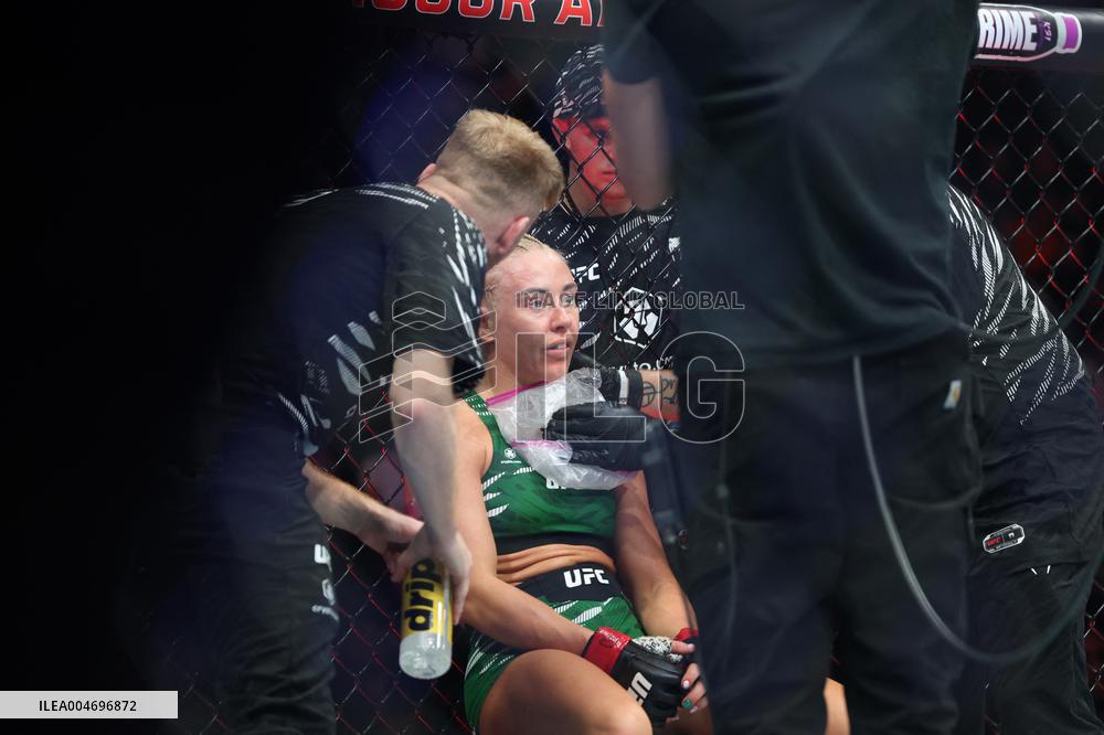 UFC Paris - Sam Hughes v Shauna Bannon