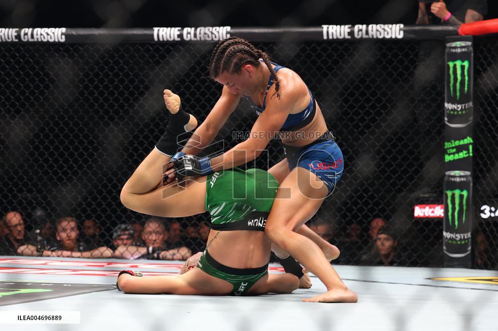 UFC Paris - Sam Hughes v Shauna Bannon