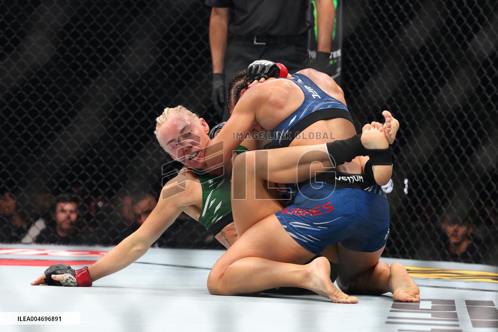 UFC Paris - Sam Hughes v Shauna Bannon