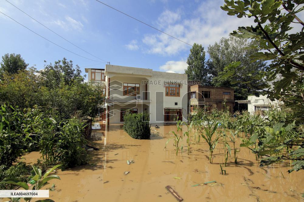 Kashmir Floods Homes - Pampur