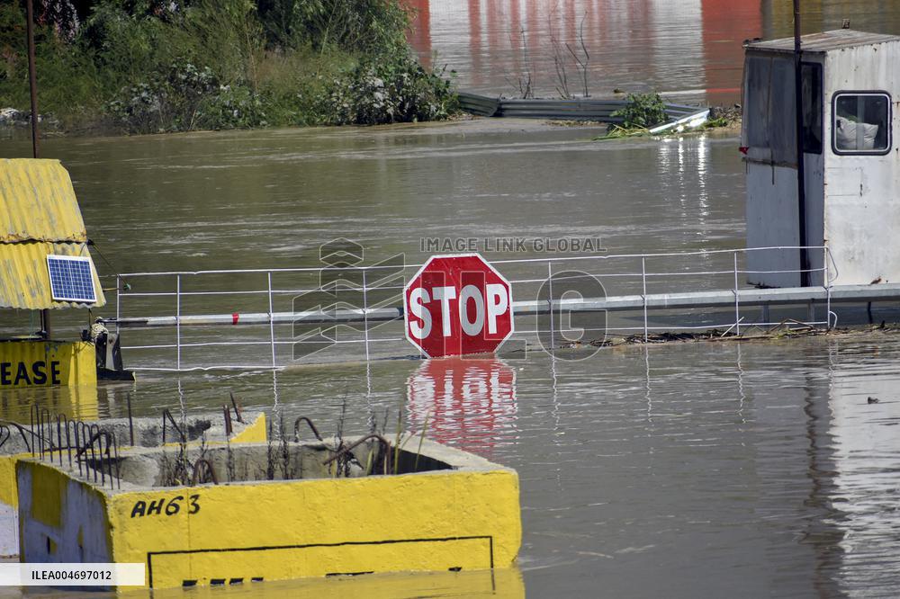 Kashmir Floods Homes - Pampur