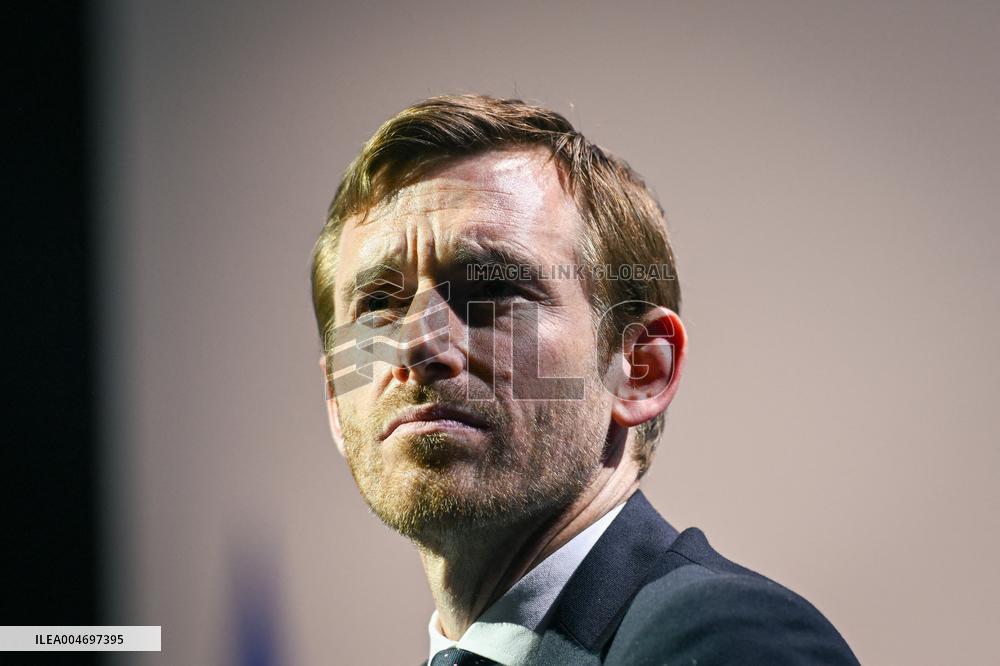 Les Republicains meeting in Paris FA