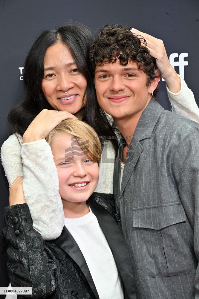 Toronto Hamnet Screening