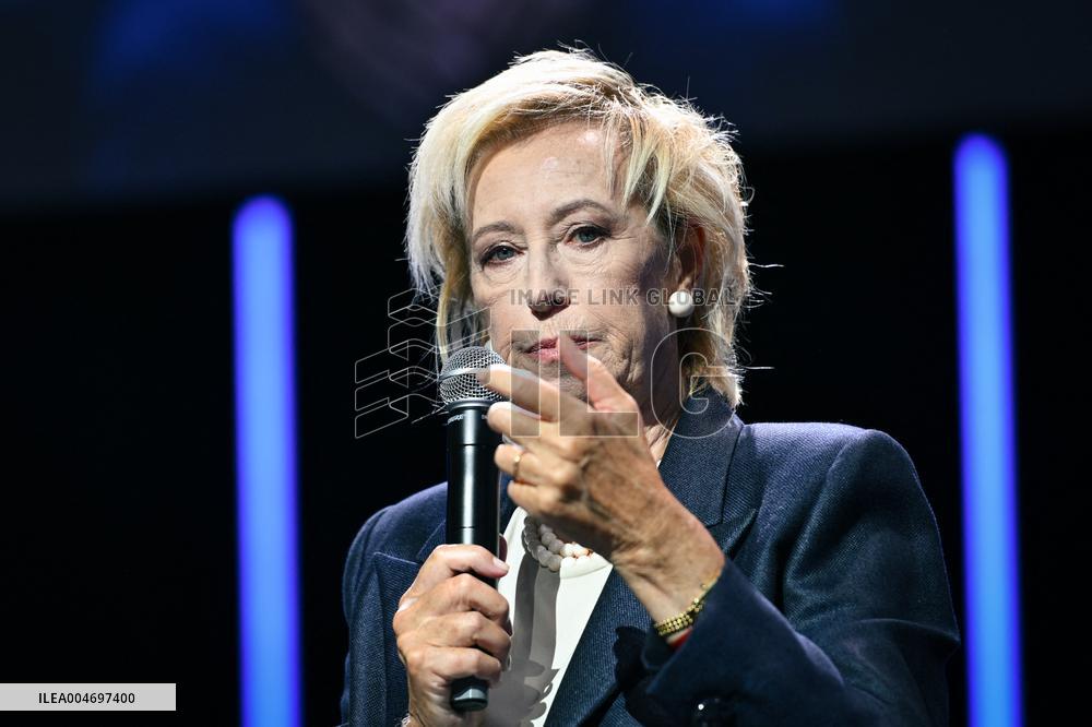 Les Republicains meeting in Paris FA