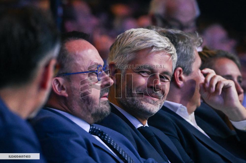 Les Republicains meeting in Paris FA