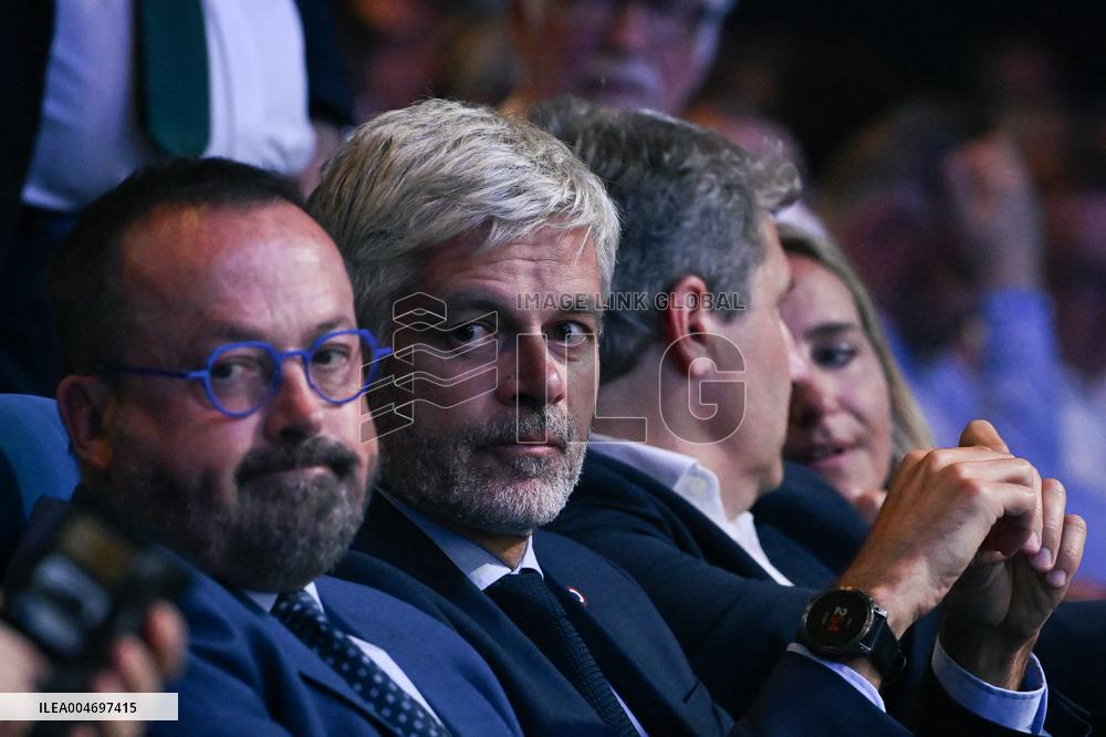 Les Republicains meeting in Paris FA