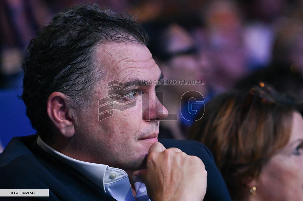 Les Republicains meeting in Paris FA