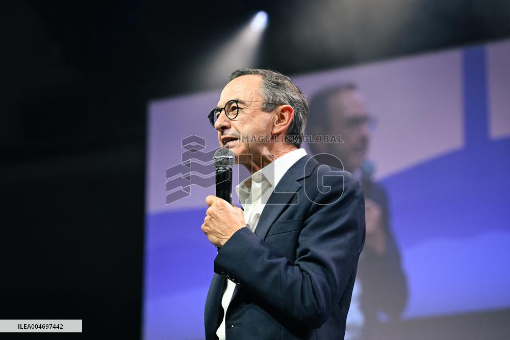Les Republicains meeting in Paris FA