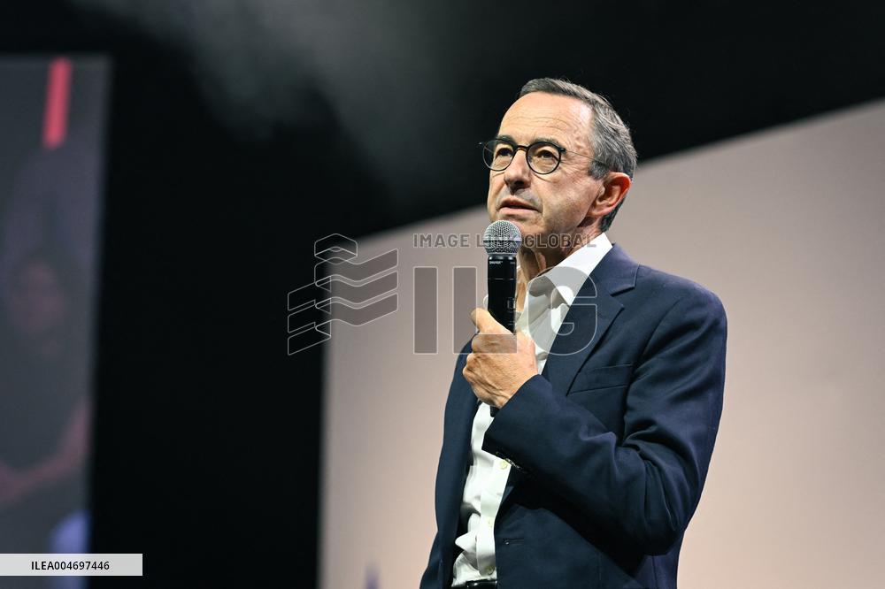 Les Republicains meeting in Paris FA