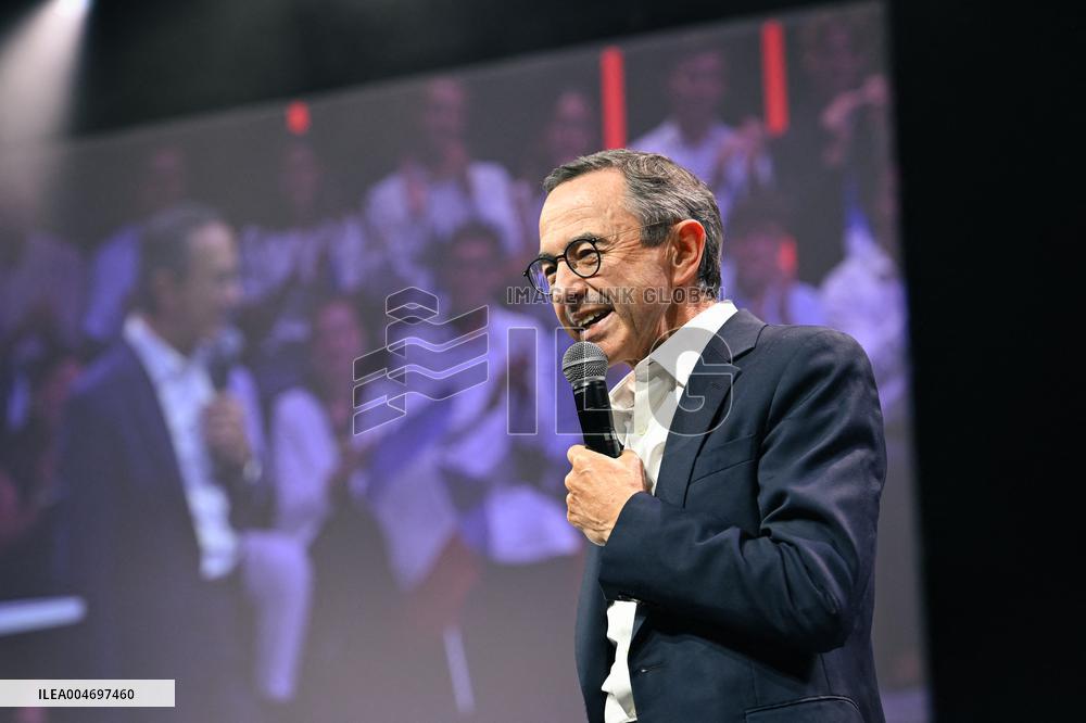 Les Republicains meeting in Paris FA