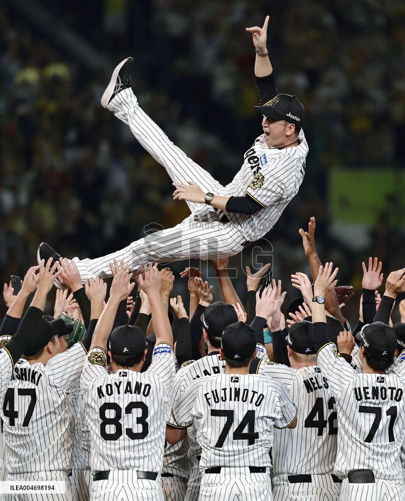 Baseball: Tigers clinch CL pennant