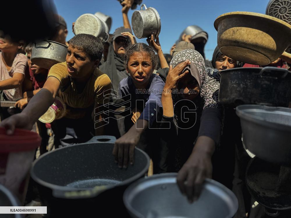 Humanitarian Conditions Worsen in Gaza