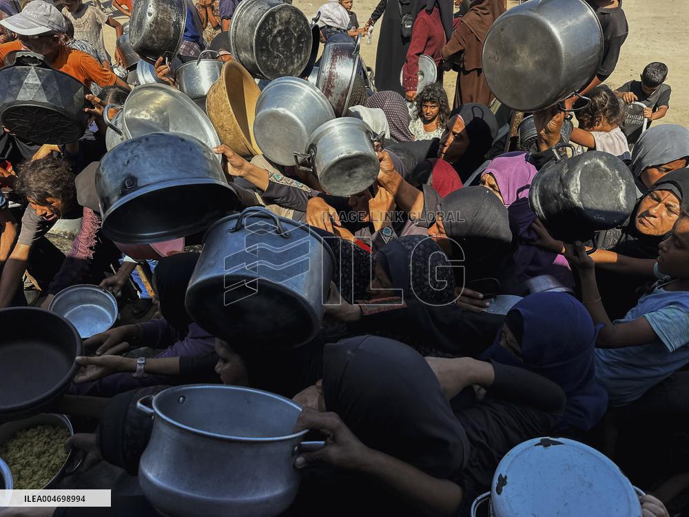 Humanitarian Conditions Worsen in Gaza