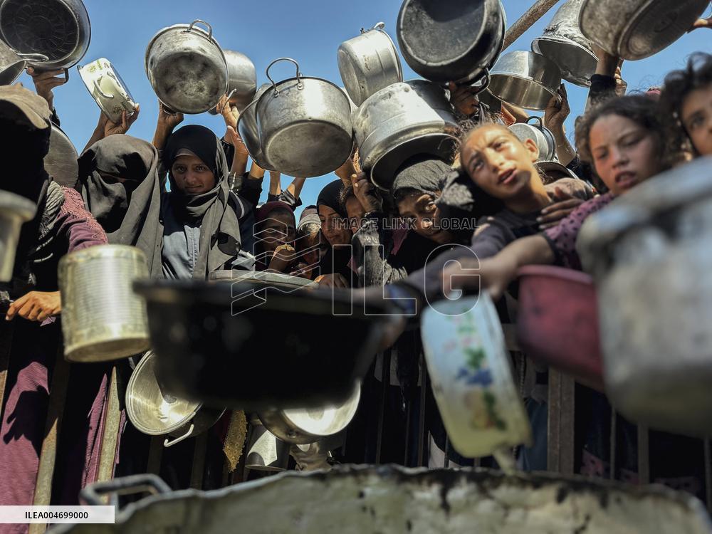 Humanitarian Conditions Worsen in Gaza